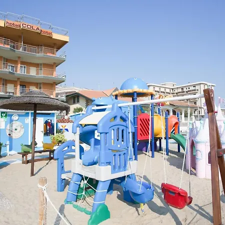 Cola Frontemare Hotel 3*