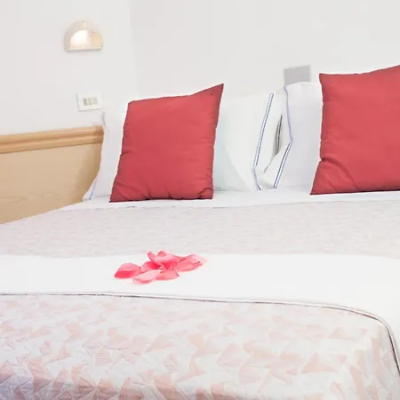 Hotel Cola Frontemare 3*